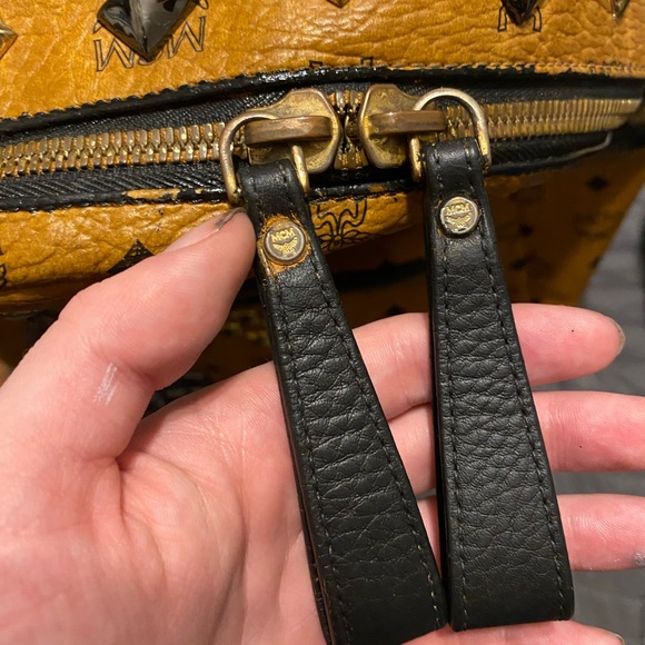 Customized Mcm backpack 🎒 - Picture 4 of 15